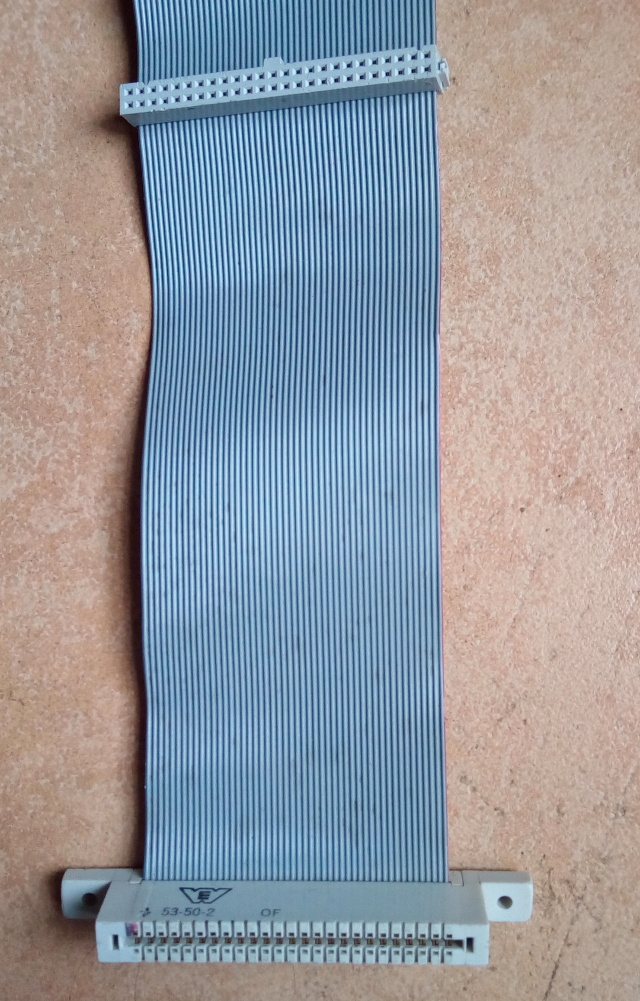 Sharp MZ-700 Connection / Connexion Sharp MZ-700